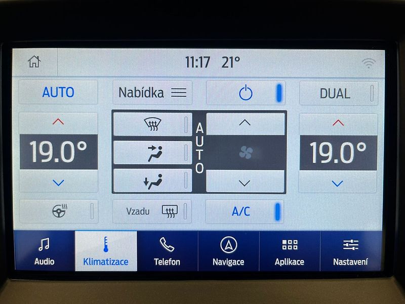 Ford S-MAX 2,5 HEV Titan. 7 míst ZAMLUVEN - fotka 12 z 65
