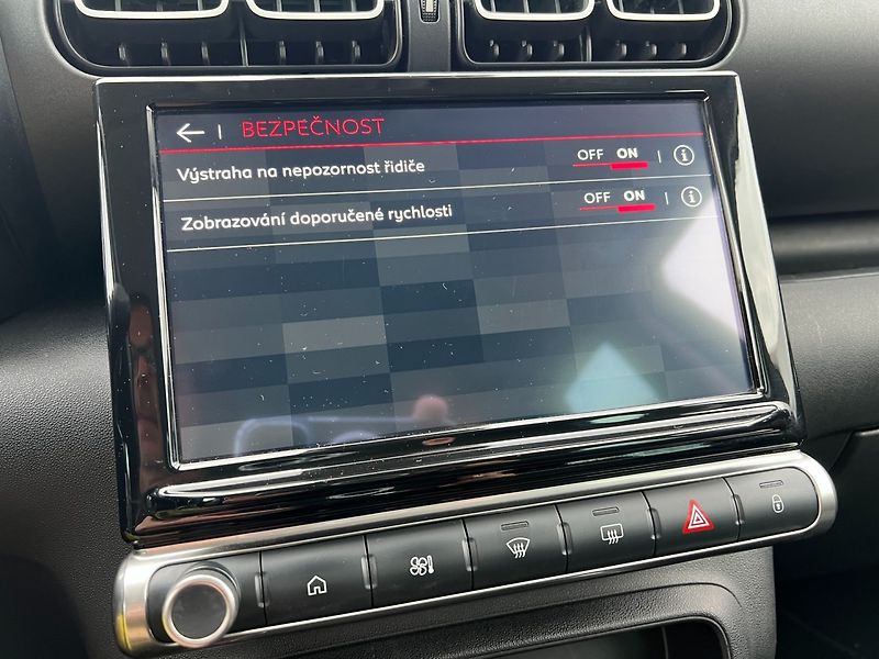 Citroën C3 Aircross (2021) 1.2PT 81kW Feel! Navi! LED! - fotka 28 z 35