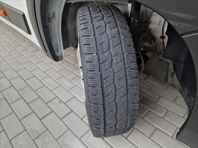 Peugeot Boxer 2.2HDI 140k L4H2,ČR,1.Majitel - fotka 36 z 38