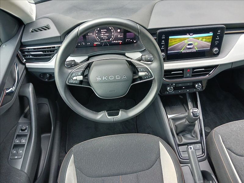 Škoda Scala 1,0 TSI 85Kw TOP SELECTION - fotka 15 z 29