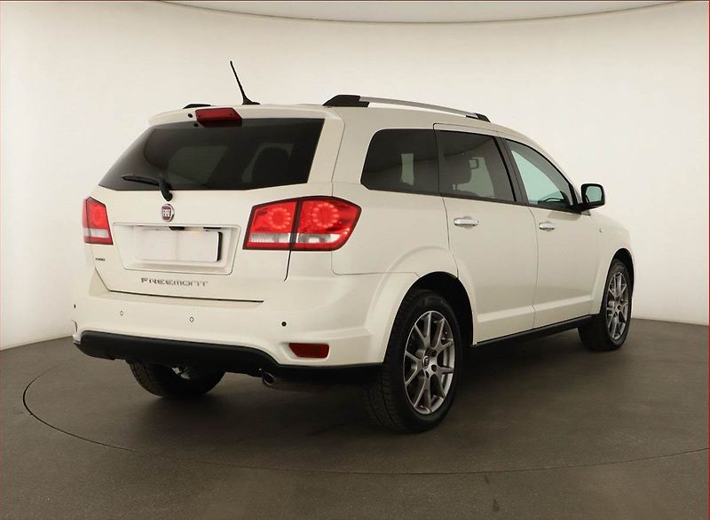 Fiat Freemont (2012) 2.0 MultiJet, 4X4, Automat - fotka 5 z 16
