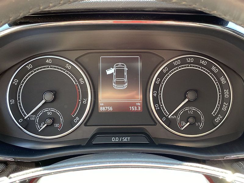 Škoda Fabia (2023) 1.0 TSI Style + - fotka 6 z 28