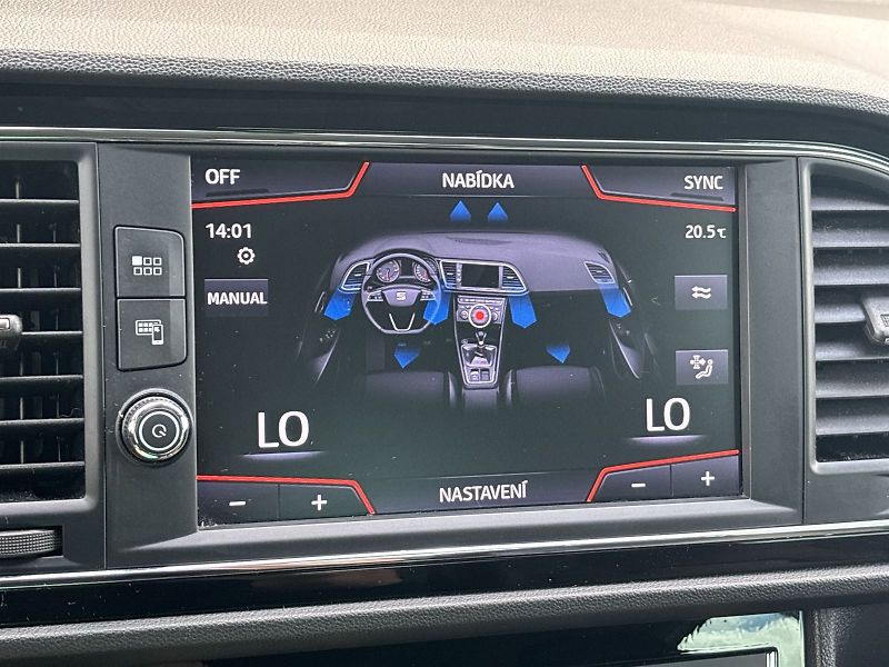 Seat Leon (2019) 1.5 TSI FR - fotka 13 z 27