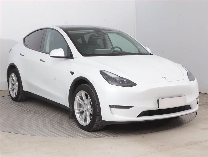 Tesla Model Y (2022) Long Range AWD 79kWh, SoH 92% - fotografie inzerátu