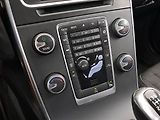 Volvo V60 (2017) D3 2.0, Navi, Tempomat - náhled 15