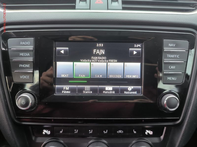 Škoda Octavia (2015) 2.0 TDi, Ambition, DSG, navi - fotka 11 z 21