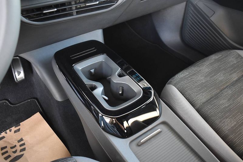 Volkswagen ID.5 (2023) Pro 150kW 82kWh,MATRIX - fotka 23 z 23
