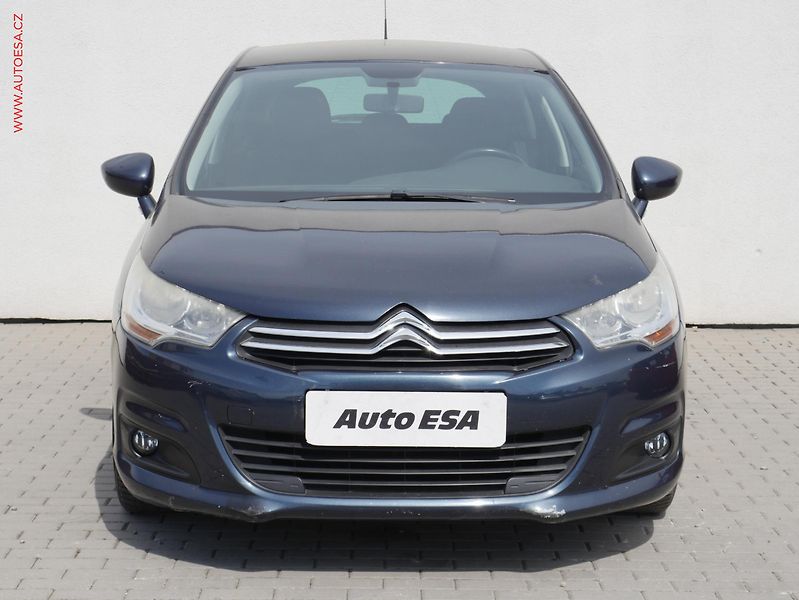 Citroën C4 (2011) 1.6  i, ČR, AC, temp - fotka 2 z 15