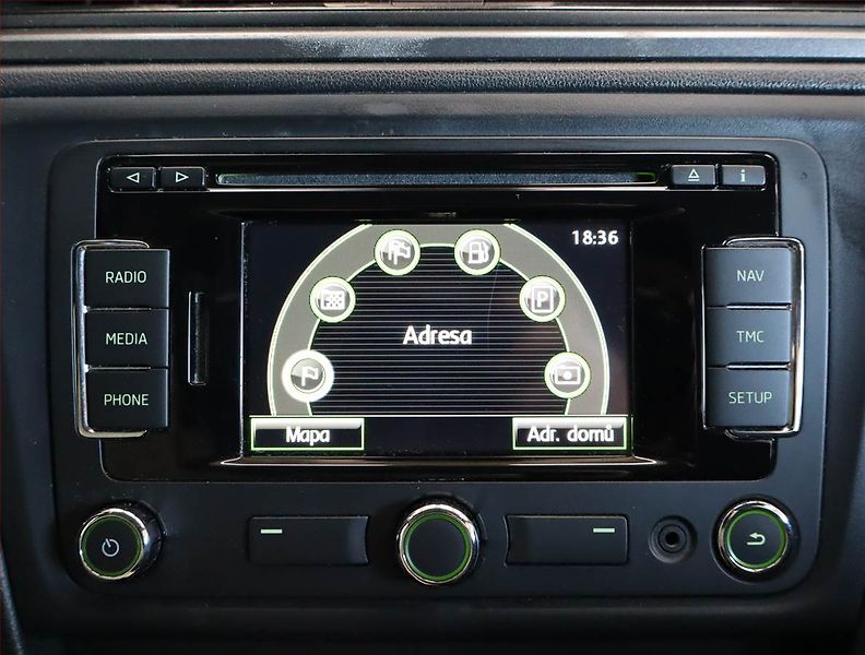 Škoda Rapid (2015) Spaceback 1.2 TSI, Tempomat - fotka 18 z 22