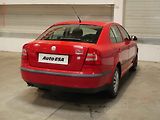 Škoda Octavia (2005) 1.9TDi, 2.maj,ČR, Ambiente - náhled 6