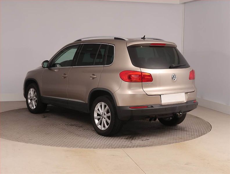Volkswagen Tiguan (2012) 2.0 TDI, 4X4, Xenony - fotka 4 z 19
