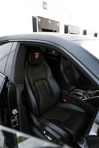 Lamborghini Urus (2020) 4.0 V8 Mansory 700koní - fotka 19 z 46