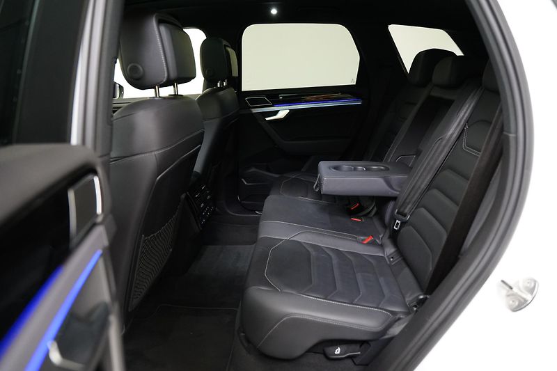 Volkswagen Touareg - fotka 25 z 30