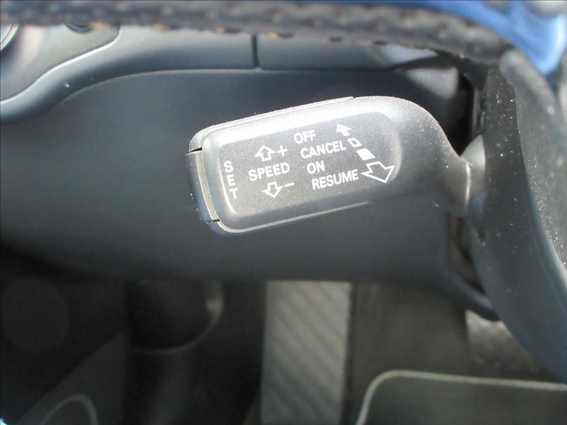 Audi A5 3,0 TDi 4x4 Navi S-Line B&O - fotka 29 z 38