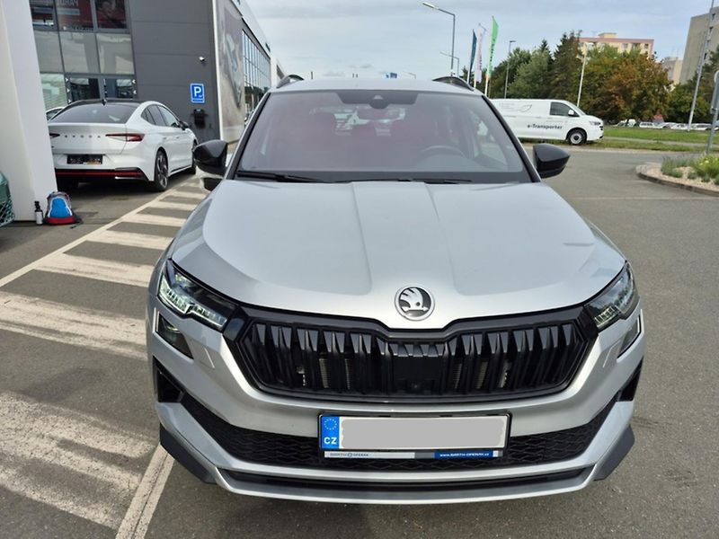 Škoda Karoq 1,5 TSi/110kW DSG - SPORTLINE  - fotka 2 z 12