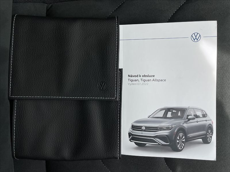 Volkswagen Tiguan Allspace 1,5 TSI DSG EVO Elegance ACC - fotka 19 z 23
