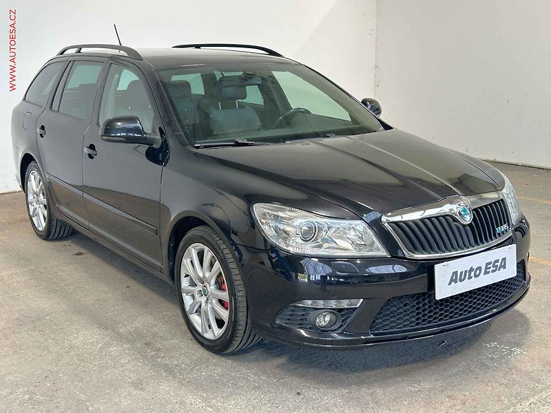 Škoda Octavia (2012) 2.0TSi, RS, xenon - fotografie inzerátu