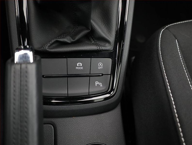 Škoda Kamiq (2025) 1.0 TSI, Monte Carlo - fotka 18 z 21