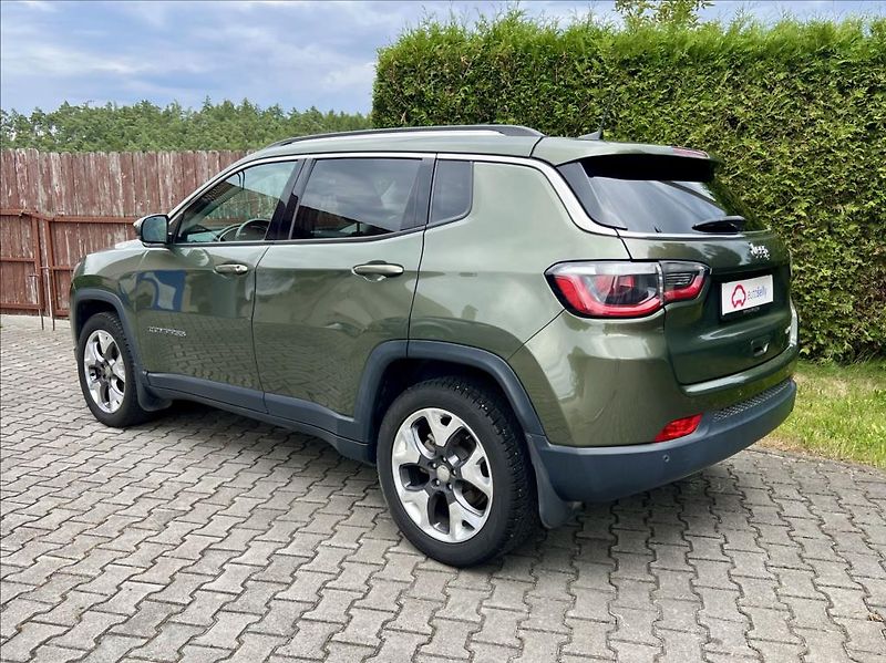 Jeep Compass 1,4 m-Air LIMITED my19 - fotka 4 z 45