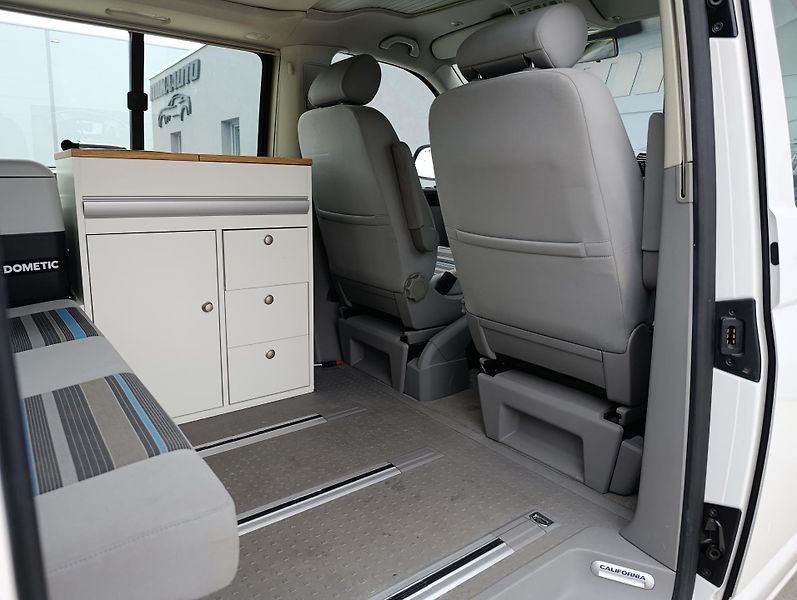 Volkswagen California BEACH 2.0TDI 103kW  - fotka 18 z 33