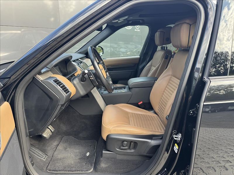 Land Rover Discovery 3,0 D300 Metropolitan Ed. AWD - fotka 11 z 39