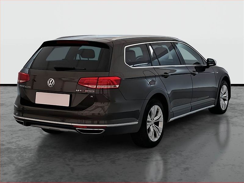 Volkswagen Passat (2017) Alltrack 2.0 TDI, 4X4 - fotka 5 z 21