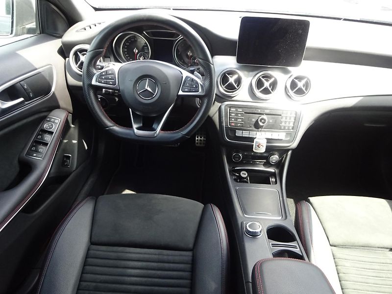 Mercedes-Benz GLA 200 CDI AMG Paket LED SERVIS - fotka 8 z 34