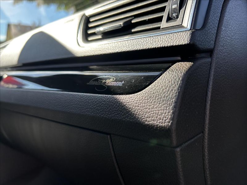Škoda Superb 2,0 TDi 4x4  L&K DPH WEBASTO - fotka 33 z 50