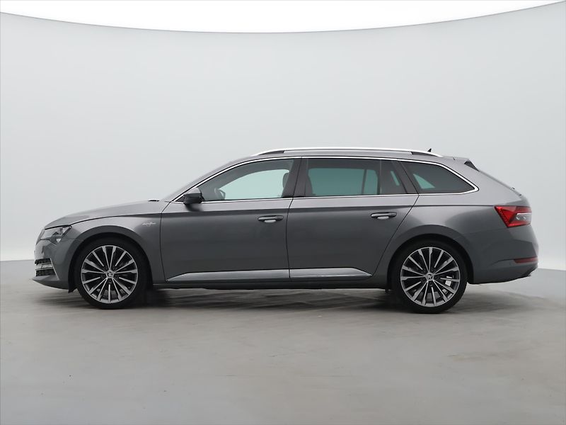 Škoda Superb 2,0 TDI 110kW DSG L&K DPH CZ - fotka 4 z 33