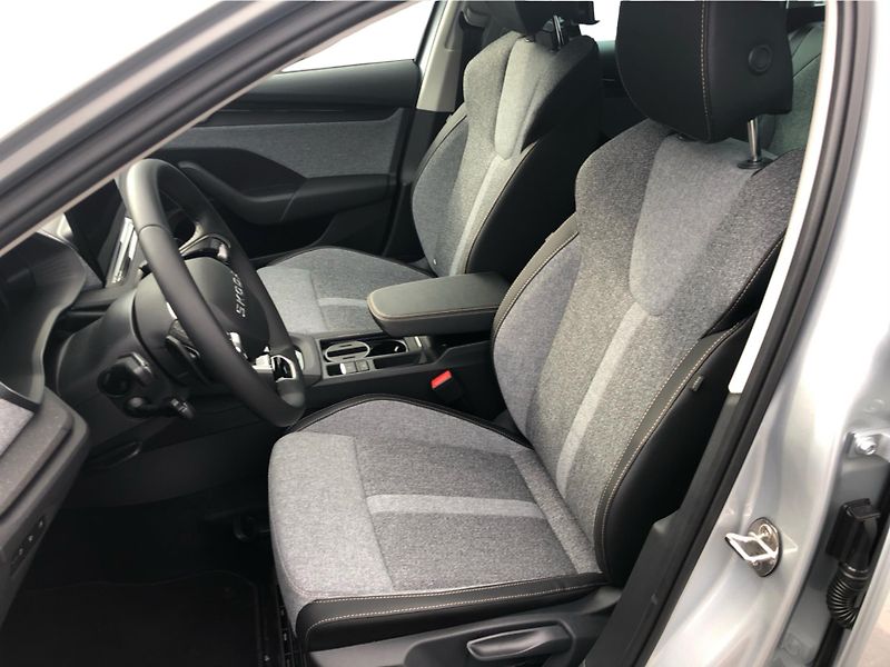 Škoda Octavia Combi - fotka 11 z 30