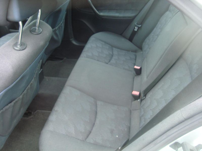 Mercedes-Benz Třídy C (2002) 270CDI - fotka 8 z 15