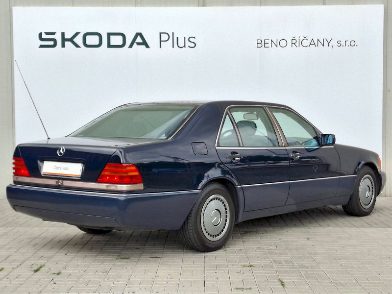 Mercedes-Benz Třídy S (1991) 400 SEL 4,2i 210kW - fotka 2 z 31