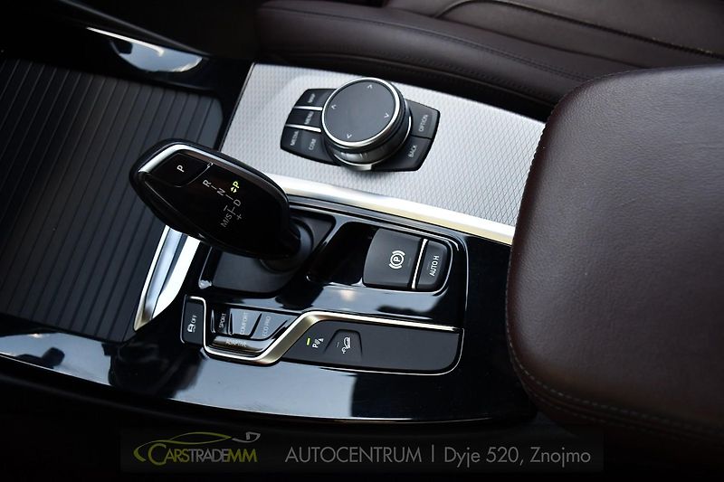 BMW X3 30d X-DRIVE M-SPORT TAŽNÉ - fotka 36 z 57