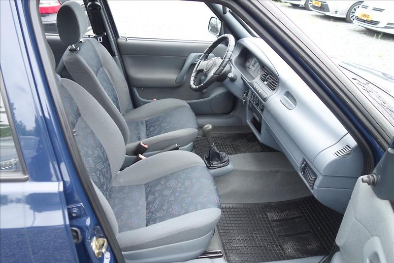 Škoda Felicia 1,3 i, ČR, 1 MAJ., TOP STAV!! - fotka 10 z 33