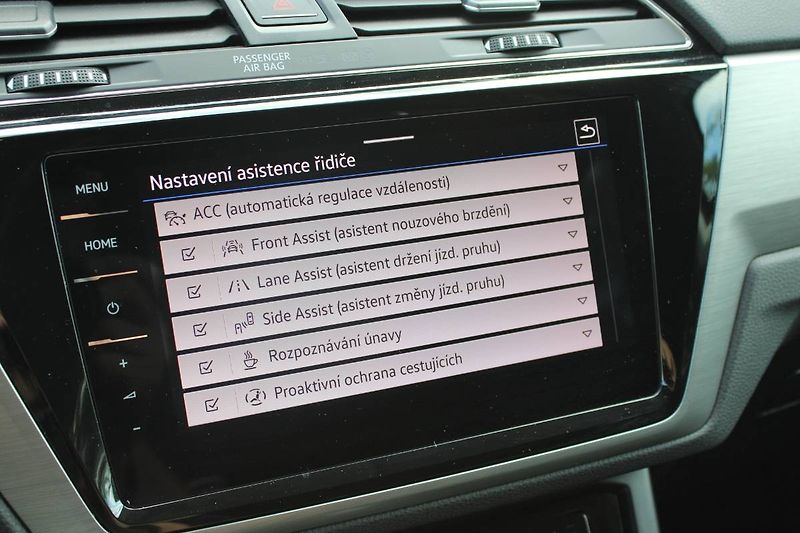 Volkswagen Touran (2022) 2.0 TDI 110kW DSG LED tažné - fotka 34 z 35
