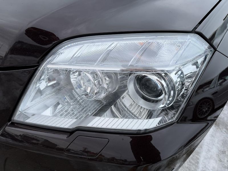 Mercedes-Benz GLK (2011) 220CDI 4Matic 125kW AUTOMAT - fotka 9 z 16