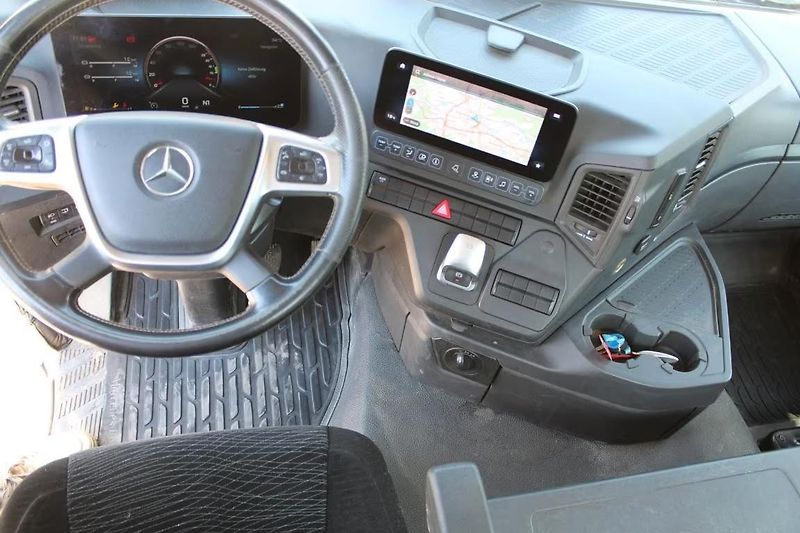 Mercedes-Benz (2023) 3545 8x4 Bordmatik EURO 6 - fotka 11 z 16