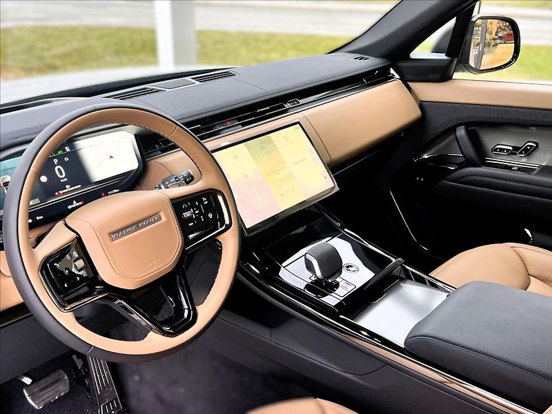 Land Rover Range Rover Sport 3,0 D250 DYNAMIC SE - fotka 11 z 36