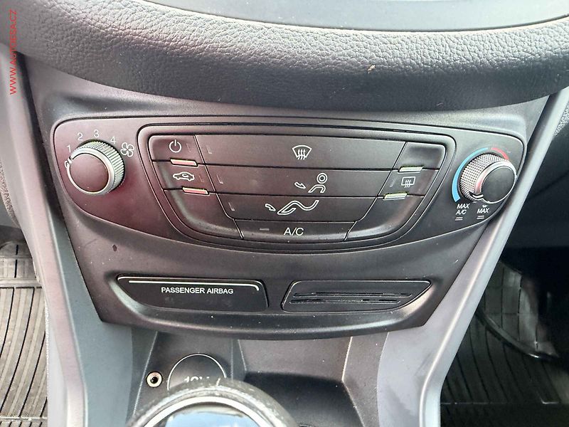 Ford B-MAX (2014) 1.4i, ČR, Klima - fotka 15 z 15