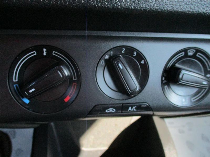 Škoda Fabia 1,0 TSI,klima,servis,DPH,CZ, - fotka 27 z 39