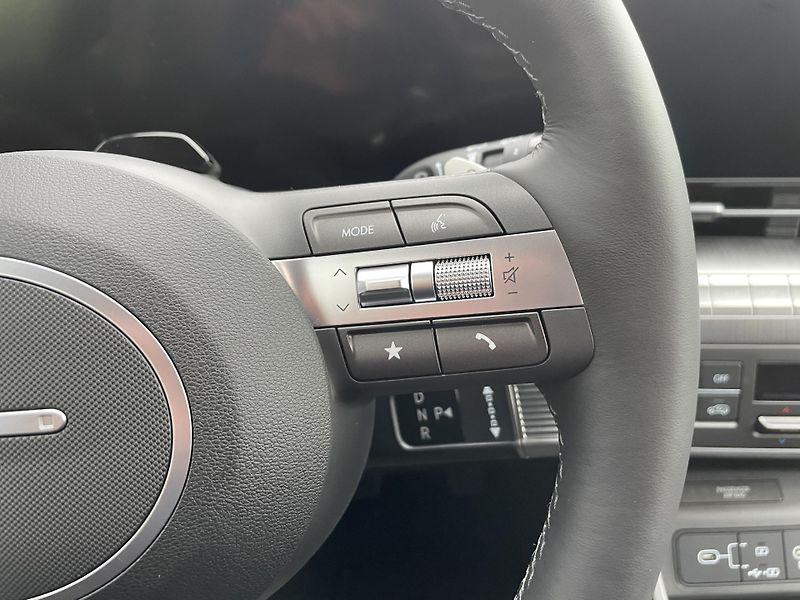 Hyundai Kona POWER 64,8 kWh CZECH EDITION - fotka 19 z 34