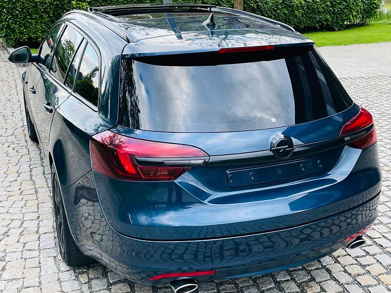Opel Insignia 2.0CDTi 4x4 AUTOMAT SERVISKA - fotka 15 z 53