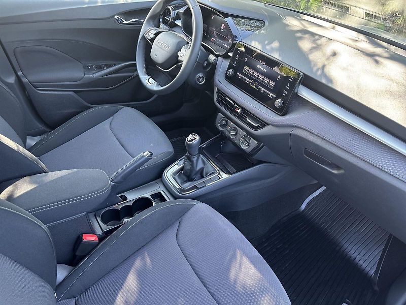 Škoda Fabia (2025) 1.0 TSI Selection - fotka 9 z 29