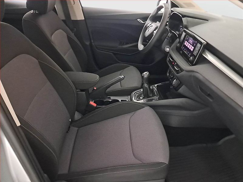 Škoda Fabia (2023) Ambition 1.0 TSI, ČR,1.maj - fotka 9 z 16