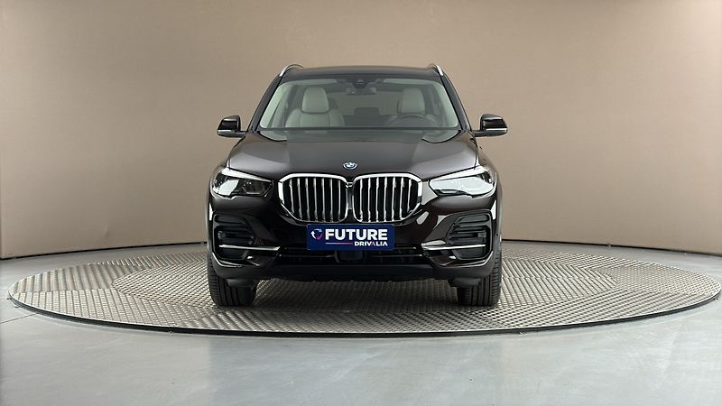 BMW X5 45e AUT xDrive - fotka 3 z 34