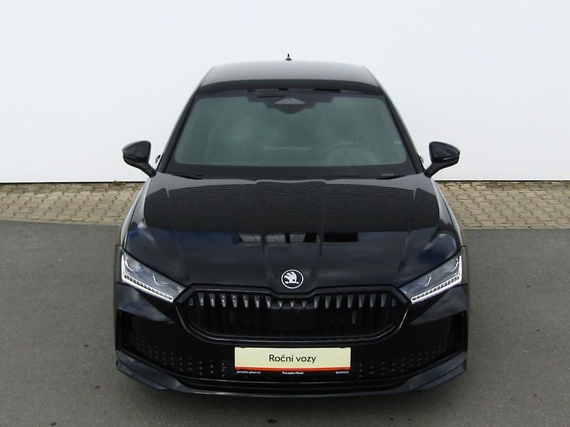 Škoda Superb (2026) Sportline 2.0 TDI 142 kW DSG 4 - fotka 8 z 30