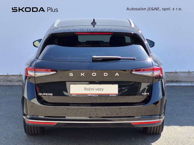 Škoda Superb (2025) Laurin & Klement 2.0 TDI 142kW - fotka 10 z 35