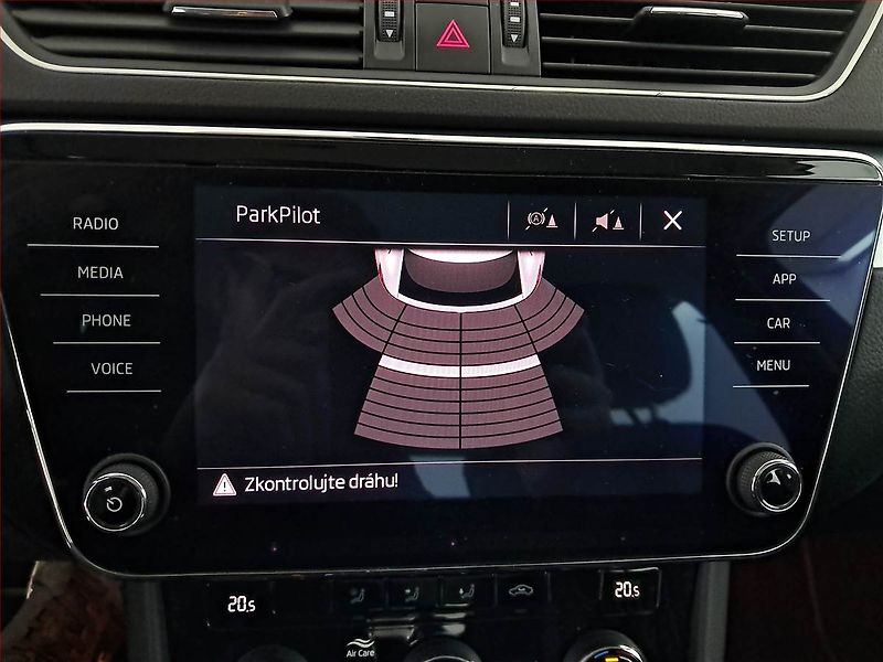 Škoda Superb (2019) Style 2.0 TDI, Automat, Kůže - fotka 22 z 22