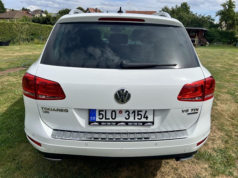 Volkswagen Touareg 3.0TDI 180KW,TZ,KůŽE,ROZVODY!! - fotka 6 z 52
