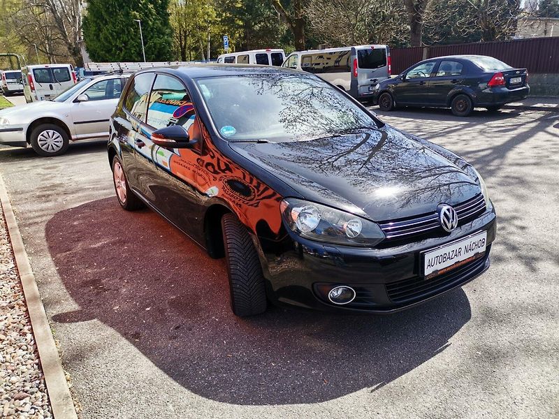 Volkswagen Golf (2010) 1.4i 59kw Comfortline 3dv. - fotka 6 z 27
